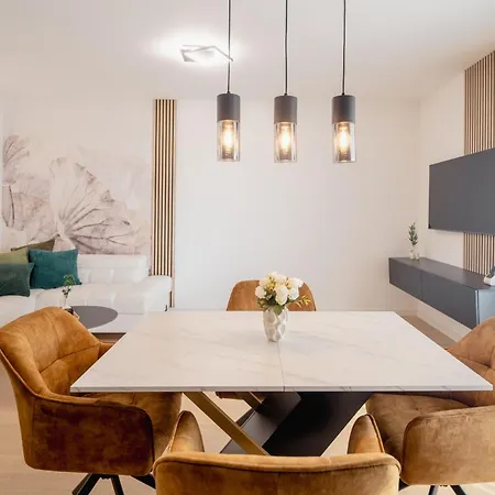 The Lavender Hideaway Apartment *